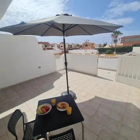 Caleta Amigos 10a דירה
